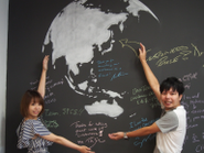 事業展開はグローバル。国内のお客様がポジティブなお買い物体験をしていただけるようご対応していくのがカスタマーサービスの役割です。