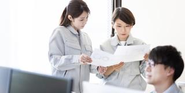 製造エンジニアは、女性スタッフも多数活躍しています。