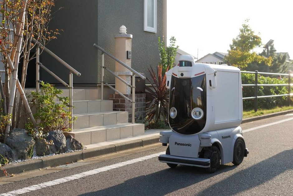 出前館と吉野家とパナソニックHDが自動配送ロボットのデリバリー実証を 