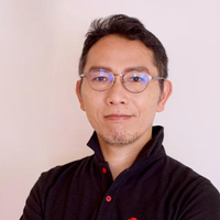 前川 忠嘉さんのプロフィール