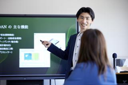 お客様の現場に伺いデモを行います。（オンラインの場合もあり）