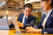 先輩社員のフォローや研修も充実しているため、コンサルタント未経験でも安心して学べます