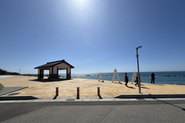 ATAKA TERRACE｜2026年4月にオープン予定の施設です。目の前には、日本海が広がります。