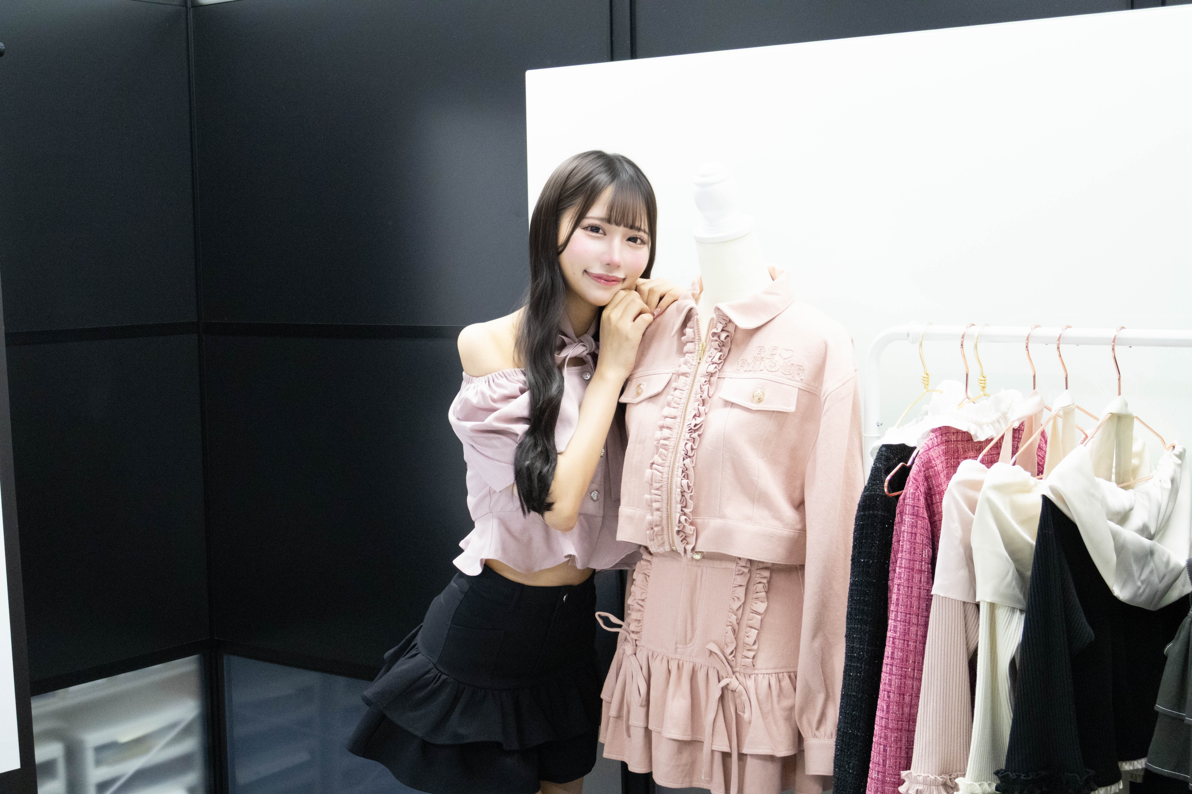 もう一度アパレルで夢を叶えたい…｜元カリスマ店員がベンチャーで新規ブランドに挑戦する想い【社員インタビュー】