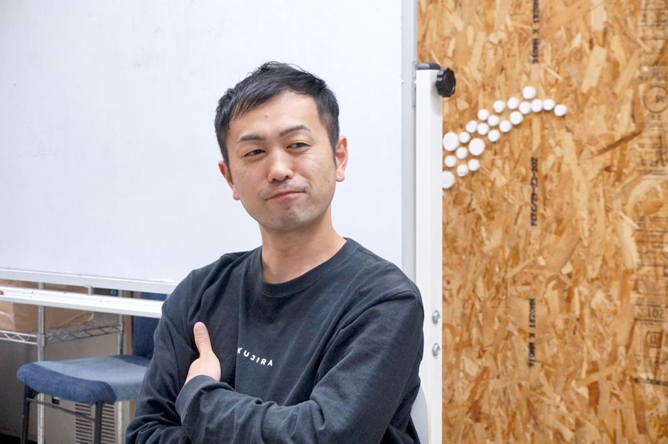 CREATORS's STORY｜Designer 片山 飛翔｜“色や質感が与える影響”を