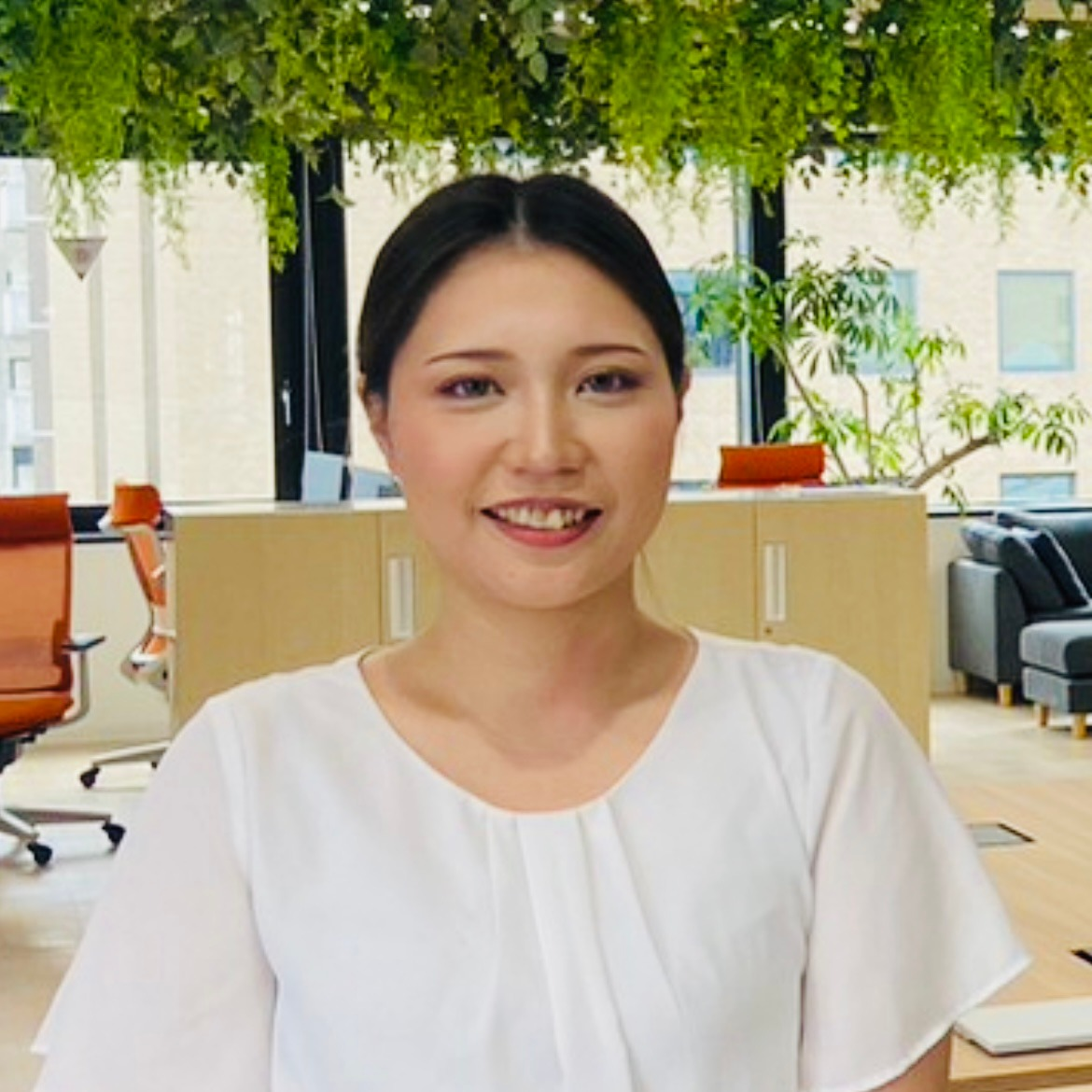 中山 真緒