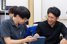業界に課題は山積み。だからこそ燃えるあなたを探しています。