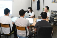 先日初開催した、社内勉強会の様子