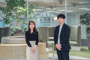 2024年6月に歌舞伎座タワー17階に移転した東京本社。東京・札幌の二本社制で事業運営を行っています。
