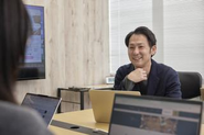 データと分析に基づいてクリエイティブ改善を行います