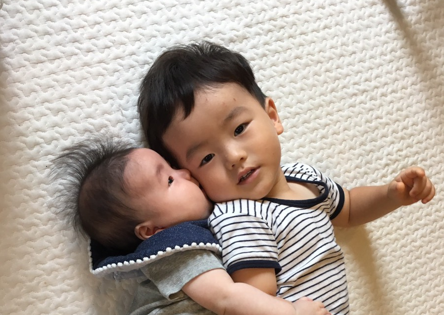 「お父さんの会社はこれから夏休みです」白潟総研の夏季休暇のお知らせ【8/10～8/18】