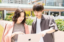 約1200万人が利用する自社toCサービスを支えるWEBエンジニア募集！