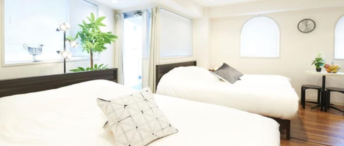 学んだ英語を活かせる環境に挑戦してみませんか？ホテル・民泊事業を行う会社。