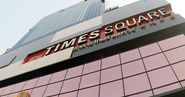 BTSアソーク駅直結のTimes Squareにオフィスはあります。