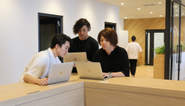 社員は仲間意識が強く、成長意欲の高い人が多くいます。仲間として一緒に働くとその影響から、その人の成長速度も自然と上がっていきます。