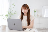 フルリモート可能。自宅で自由な時間に働けます。