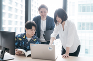 コミュニケーションを大切に、常に社員が同じ方向を見据え業務にあたっています！