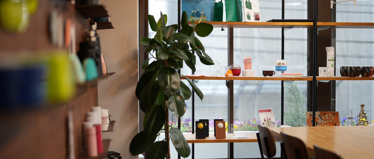 英語や中国語を活かして働きたい方大歓迎！グッズ制作会社で生産管理に携わろう