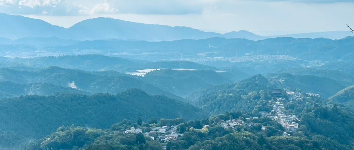 地域の魅力を"伝わる表現"に翻訳する仕事！グラフィックデザイナー募集