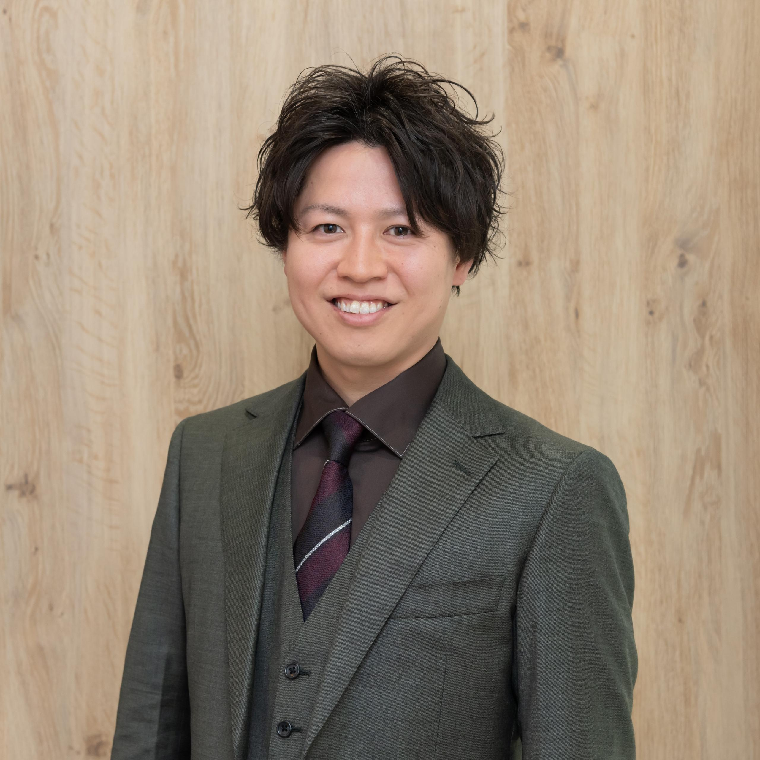 増永 拓也