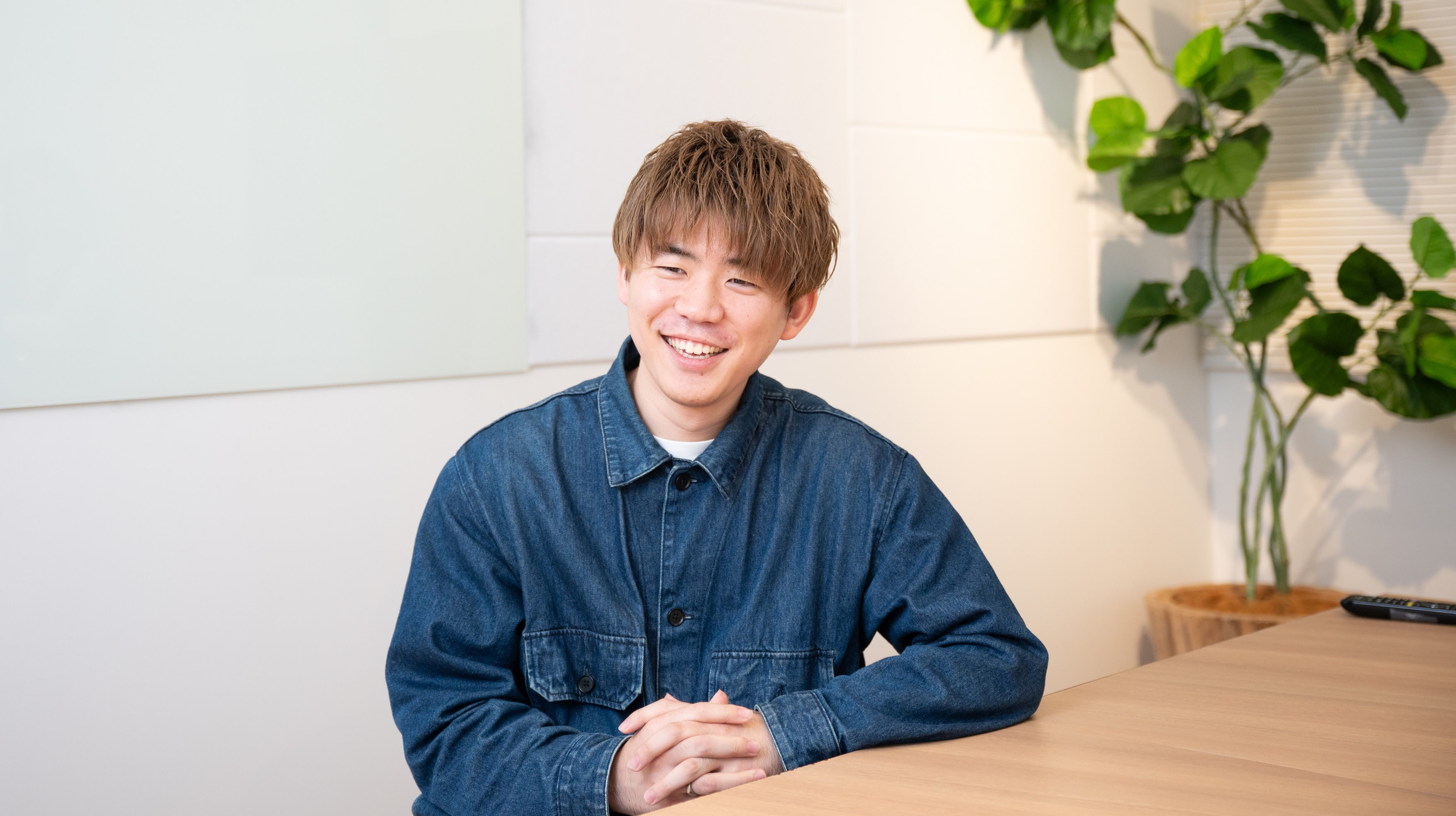 【新卒向けインタビュー】入社3年目に聞く、入社後の本音とOKANの成長環境〜難しい局面に携わるからこそ成長する