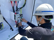 脱炭素社会の実現に向け、日本でも再生可能エネルギーの導入は企業経営の重要課題になりました。一方で市場拡大に伴い、技術力不足による施工不良や管理放棄など業界の信頼を損なう問題も増えています。私たちは25年以上培った提案力と技術力を基に、企画・設計・施工から保守・管理まで一貫して関わり、長く機能するインフラとして太陽光発電を社会に定着させることで、日本の脱炭素社会の実現に本気で貢献していきます。