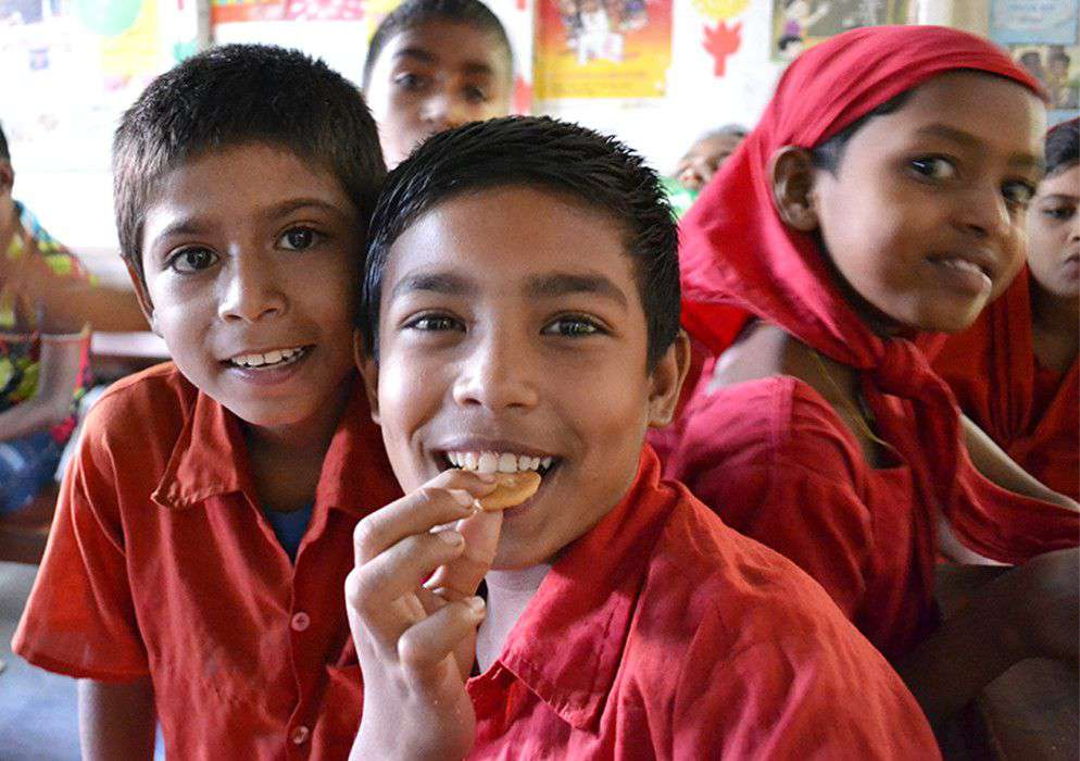 【ユーグレナプロジェクト】バングラデシュの全ての小学校に給食を。　ーユーグレナGENKIプログラム開始ー
