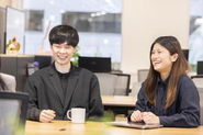 英語が話せるコーチたちも、かつては英語に苦労したからこそ、今悩む方に寄り添えます。