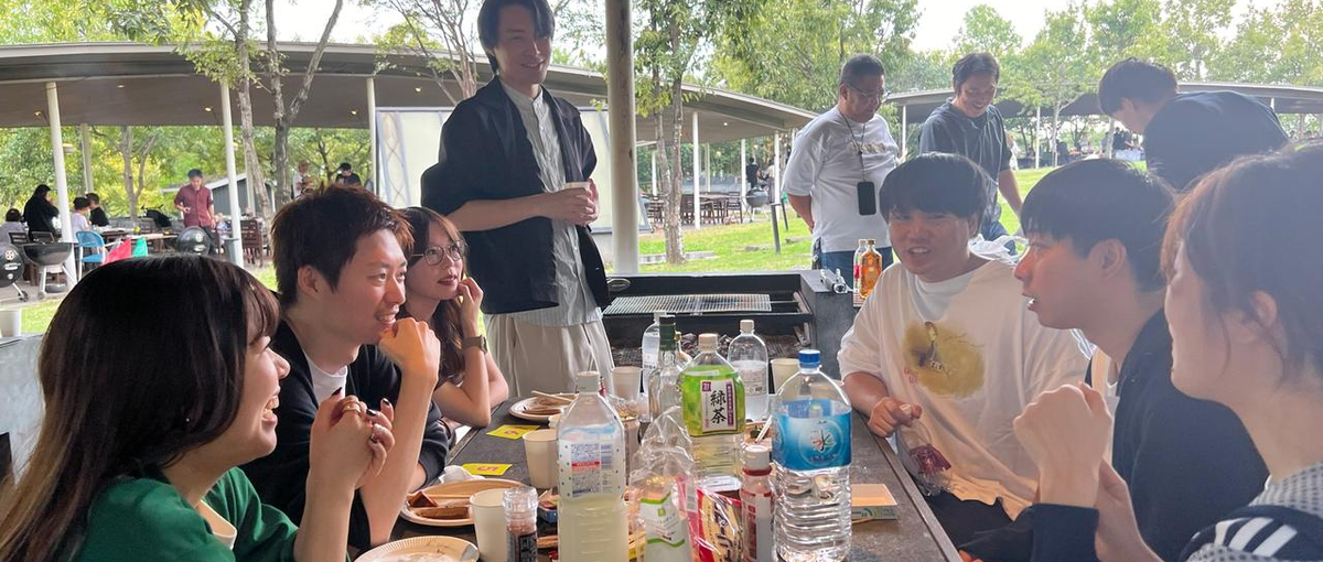 支え合う社風が成長の土台へ！1年の安心サポート体制で市場価値を飛躍！