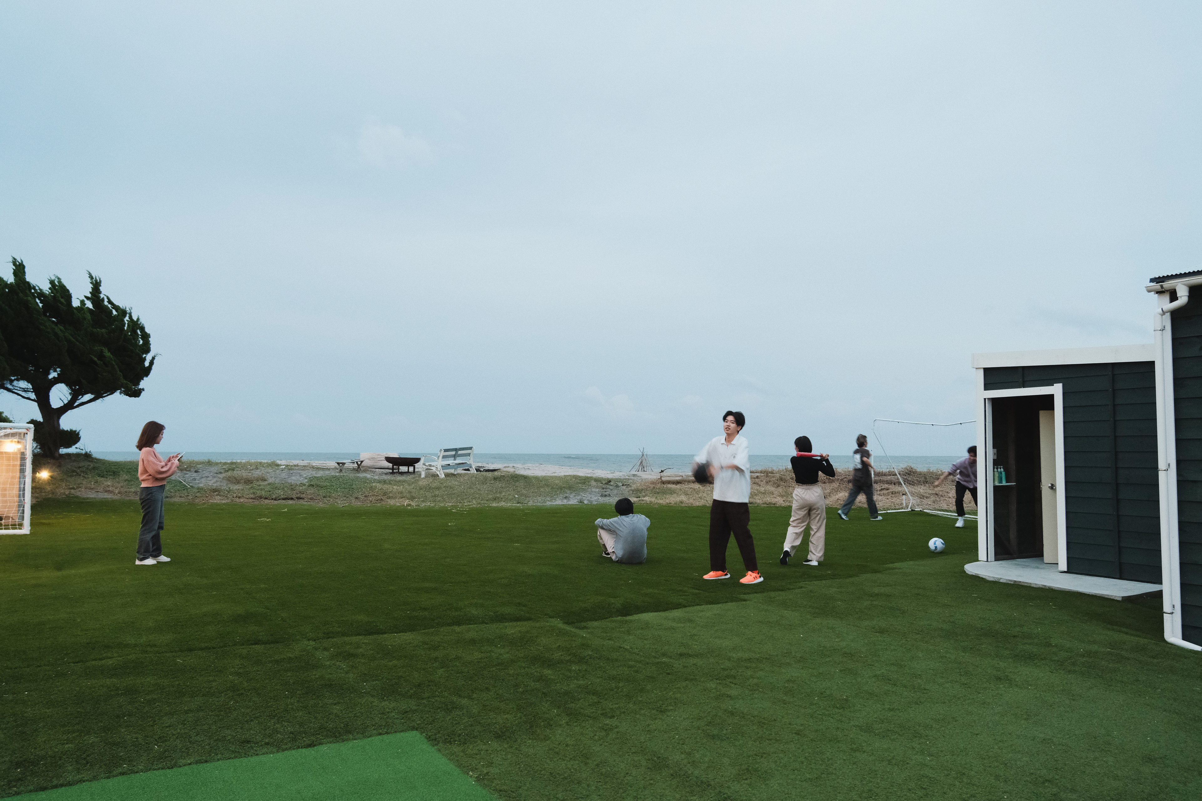 【働きながら忘れられない思い出も】スポーツもBBQもカラオケもできる超豪華Airbnbで感謝祭 in 2023