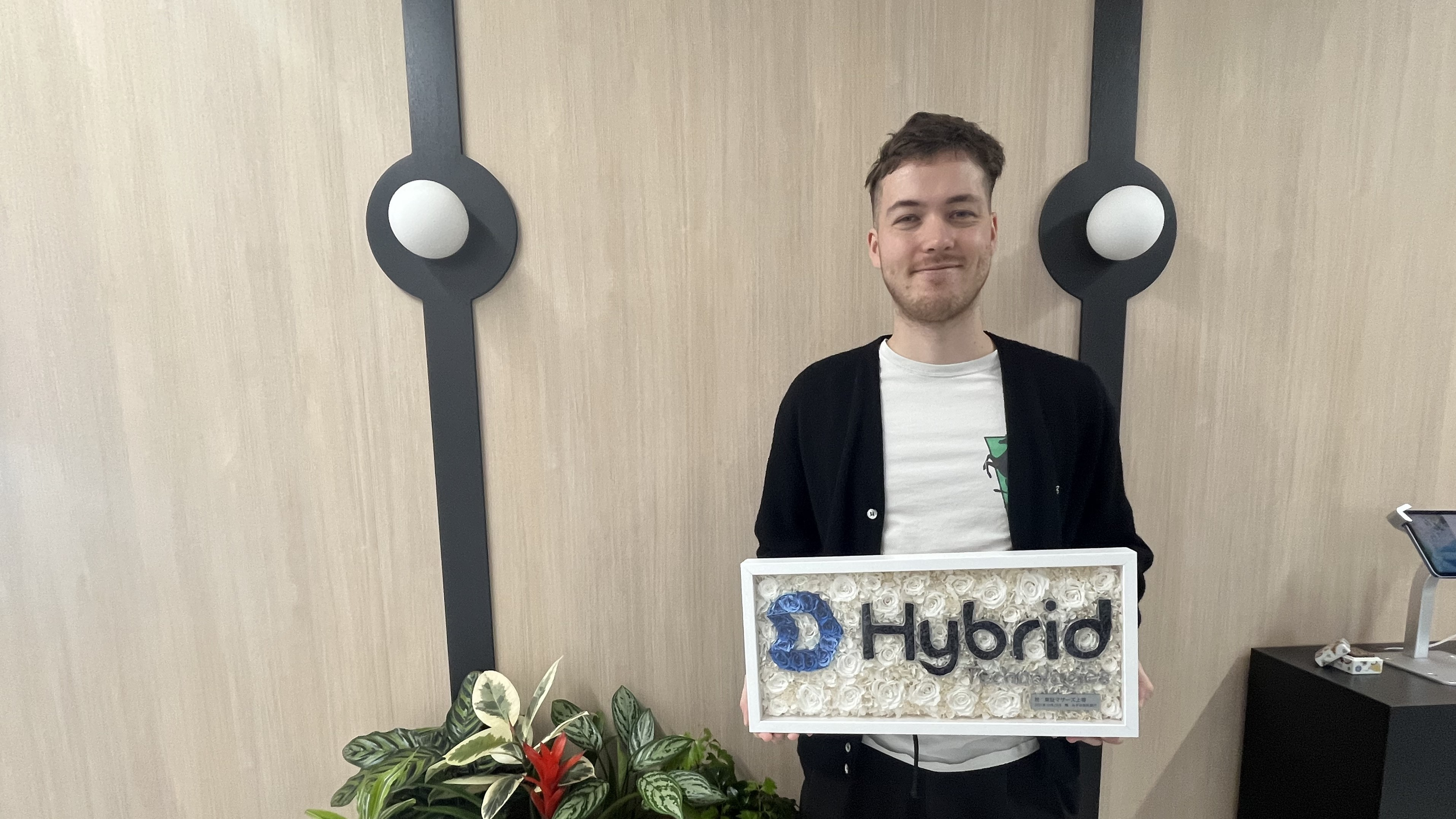 【社員紹介】『未経験からチームを率いるリーダーへ！』情熱とコミュニケーションで叶えたエンジニアの夢