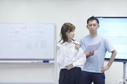 ビジネスを変革していく「課題解決力」と、アイデアを実現する「エンジニアリング・クリエイティブ」にこだわりを持っています。