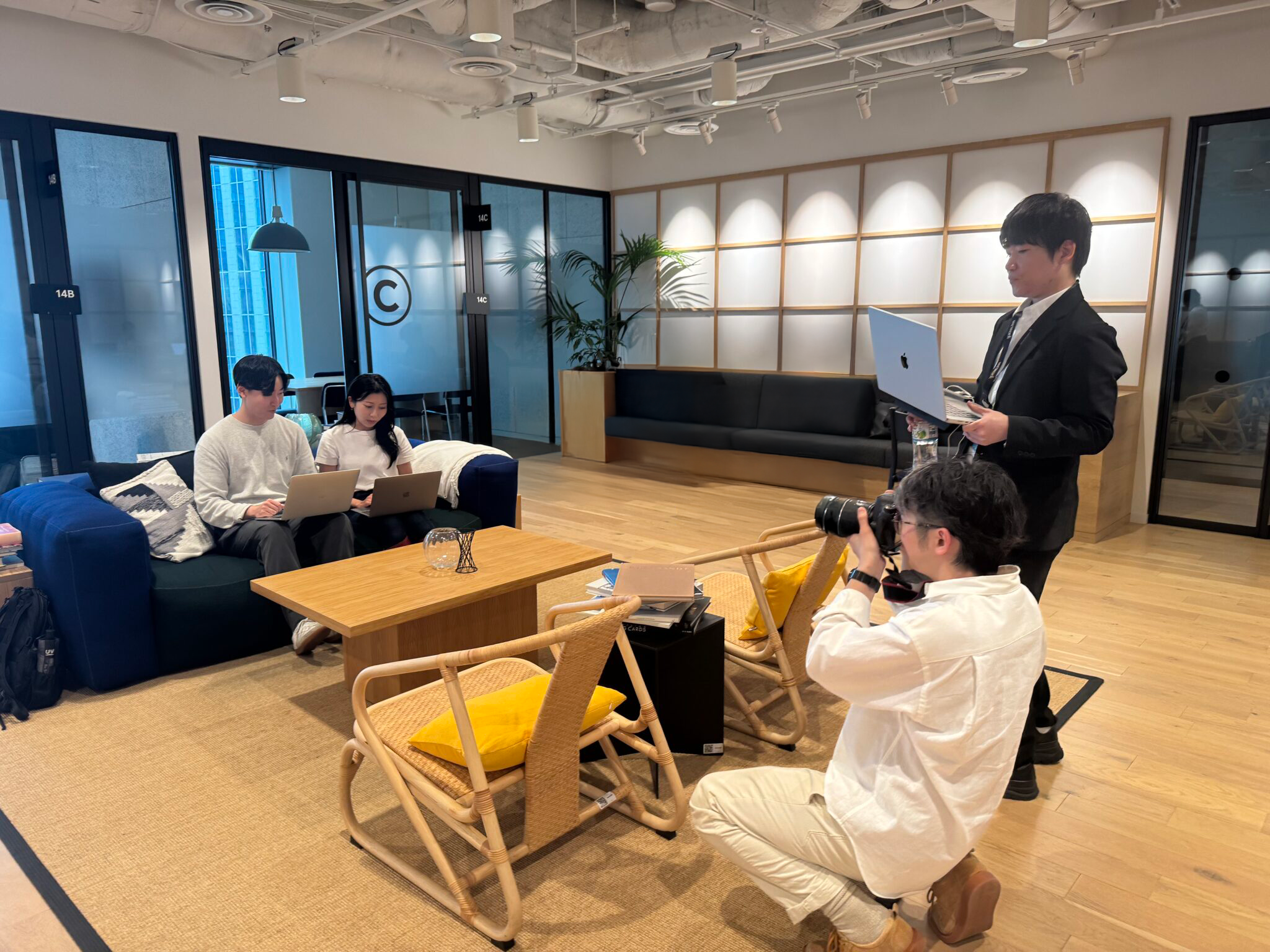 カメラマンは執行役員！SSSの「らしさ」が詰まった、笑顔あふれる撮影会