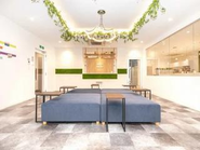 ☆オフィス待合室になります。綺麗なオフィスで一ヶ月に一回定例のMTGを行い評価をしています