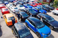 全国から厳選した車を仕入れています！