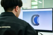 光学の可能性を広げる！海外営業で新たなチャレンジを！