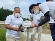 農家さんから大人気の水田ファーモ給水ゲート水稲農家のみなさんは水管理のために、毎日自宅から1時間以上離れた水田に水位を見に行くこともあり、誕生しました。