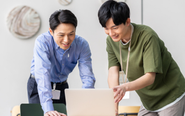 スクールでエンジニアの基礎を学んだ経験がある方、大歓迎です！入社後はしっかりとサポート体制が整っているので、安心してスタートできます。