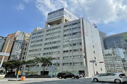 大阪の北新地にオフィスがあります。（西梅田駅より徒歩6分）アクセス抜群のオフィスは、集中して制作に没頭できる拠点です。