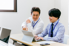フロントエンドの開発経験がある方、積極採用中！