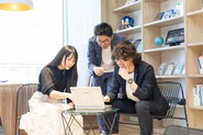 各業界、クライアントのナレッジとセガ エックスディーが持つ「衝動」を生み出す力を掛け合わせ、課題解決と、その先にある人々の幸せを生み出しています。