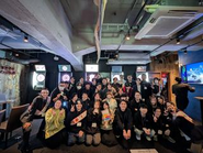 普段は離れた場所で働くメンバーも、定期的にリアルで集まります。拠点やチームを越えて交流し、仲間とのつながりを深める大切な機会です。