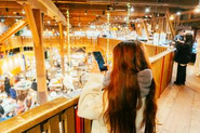 全国各地のホテル・観光地へ赴き支援を行います。