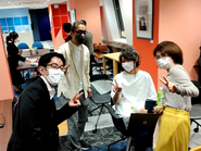終わった後は講演者との交流も。アットホームな雰囲気で、福岡で活躍されるクリエーターと交流ができます。