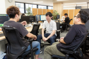 出社日はすり合わせや相談など積極的に行っています。