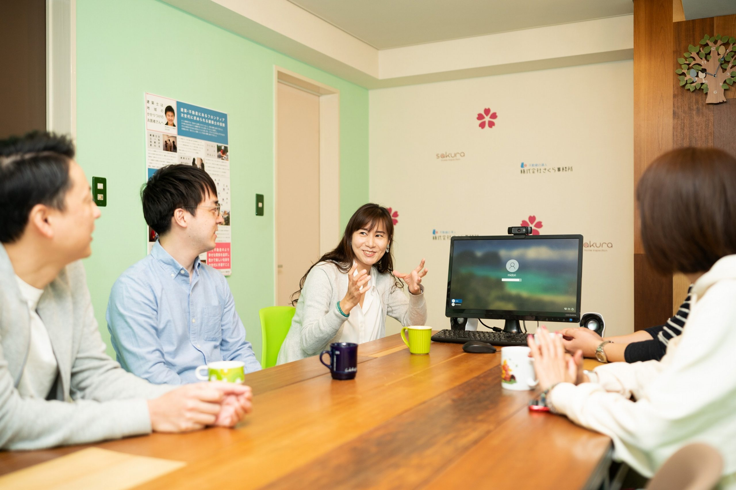 「モヤモヤから始まった...」──"業界を変えたい！"その一念に、仲間が集まった。辻さんの転職ストーリー。