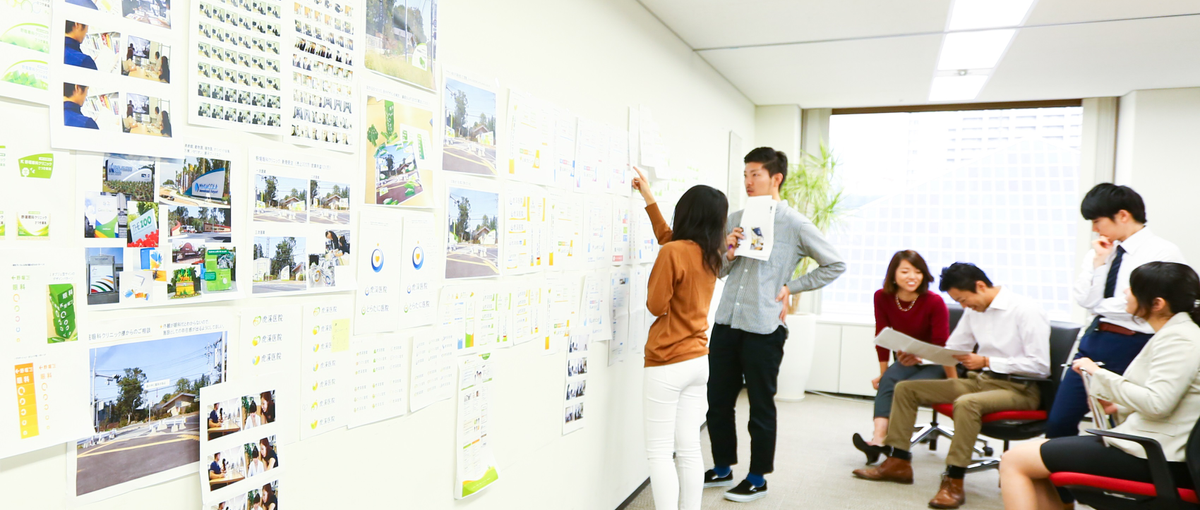  広告×出版の長期インターンバイト！大企業のクリエイティブ制作に挑戦！