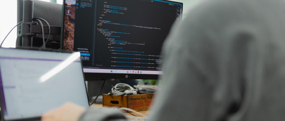 モバイル→AI・Webへ技術を広げる！設計や上流工程の経験が積める環境です