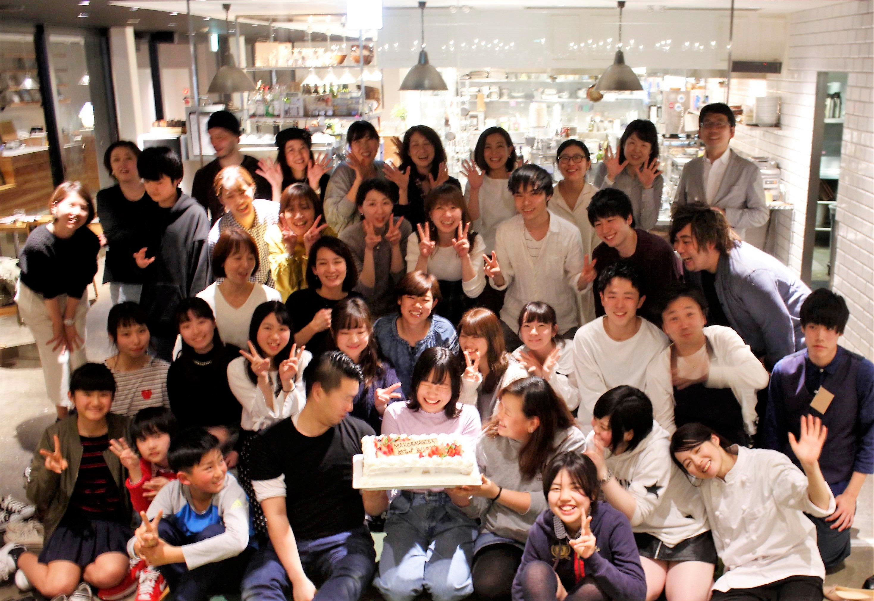 お店の仲間も、お客さまも。みんなで送り出す100本のスプーンあざみ野ガーデンズ的、”卒業式”！