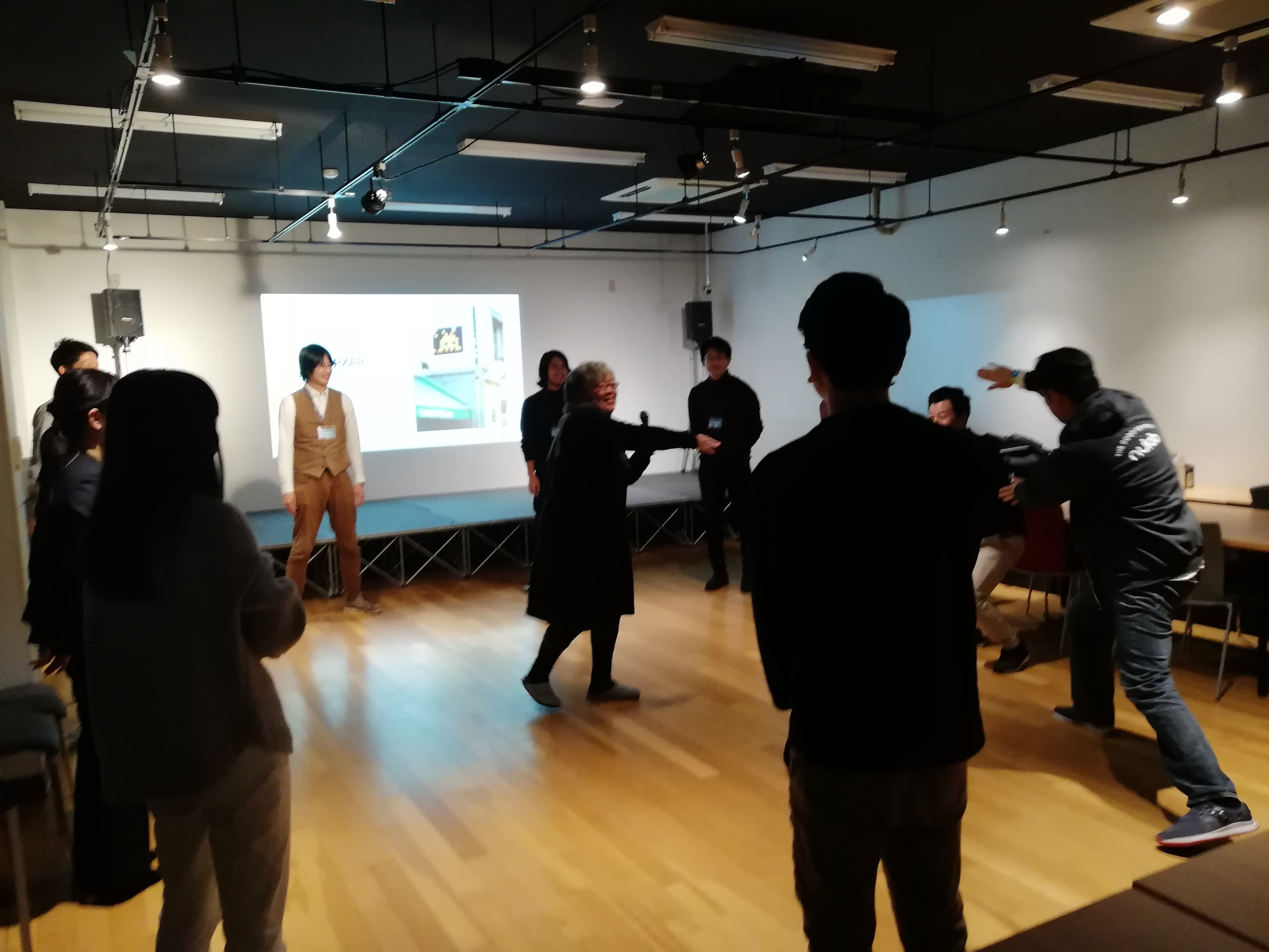 インプロビゼーション（即興演劇）で磨くイエスアンドのスキルとアンサンブルから生まれるアイデア